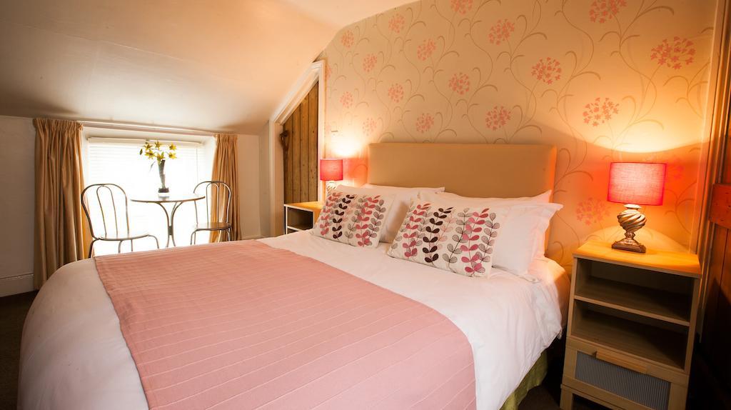 Hollybush Inn Greenhaugh Phòng bức ảnh