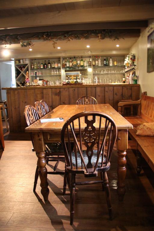 Hollybush Inn Greenhaugh Ngoại thất bức ảnh